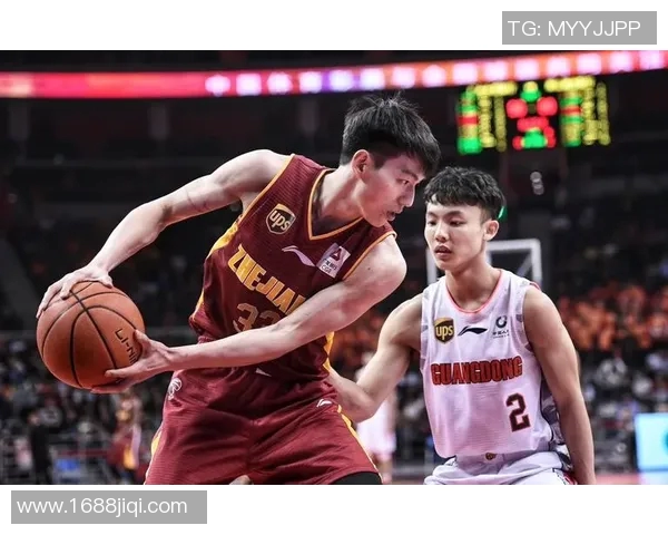 徐杰：从篮球新星到职业生涯的璀璨之路，探索他的成长与挑战